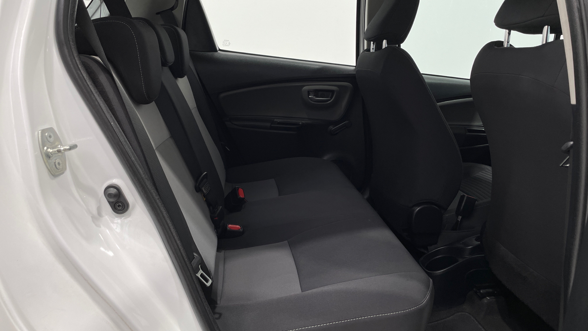 Toyota Yaris 1.5 100H en Barcelona