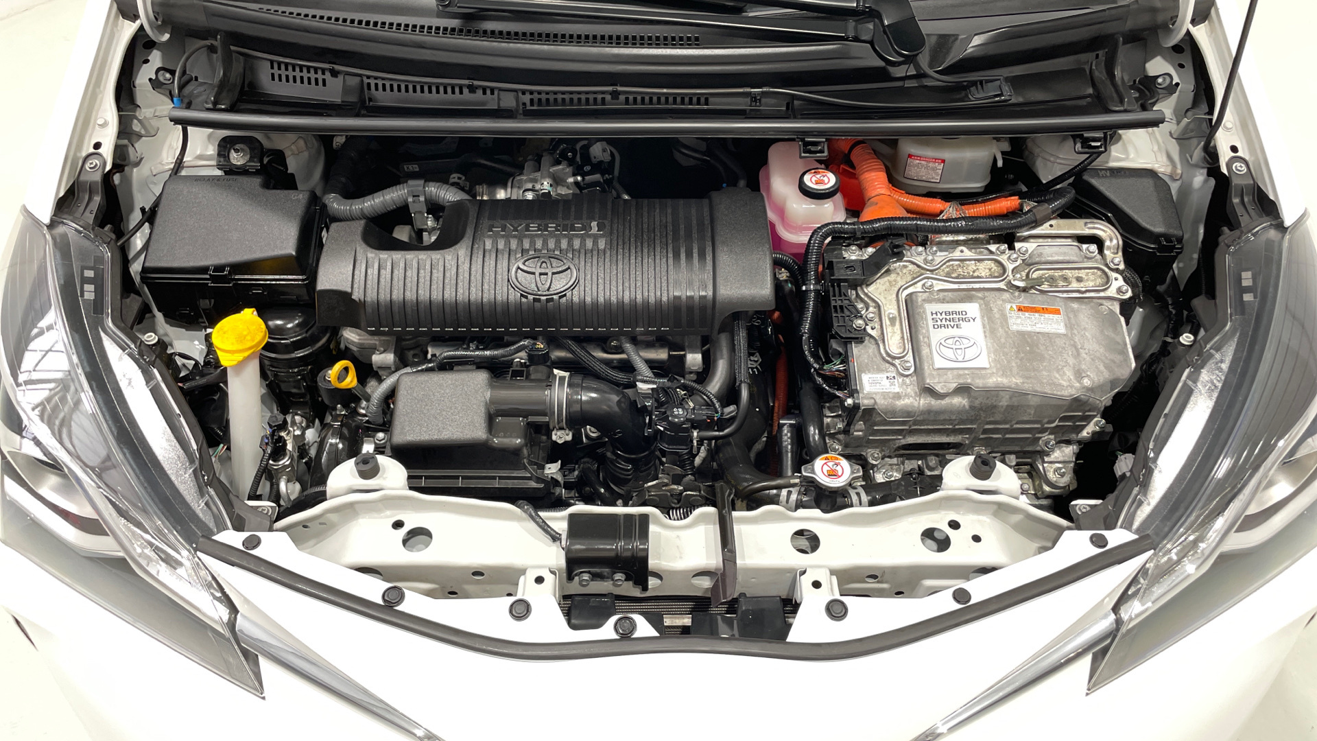 Toyota Yaris 1.5 100H en Barcelona