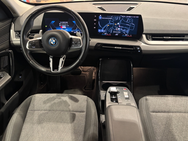 BMW X1 xDrive25e color Blanco. Año 2024. 180KW(245CV). Híbrido Electro/Gasolina. En concesionario Automotor Costa, S.L.U. de Almería