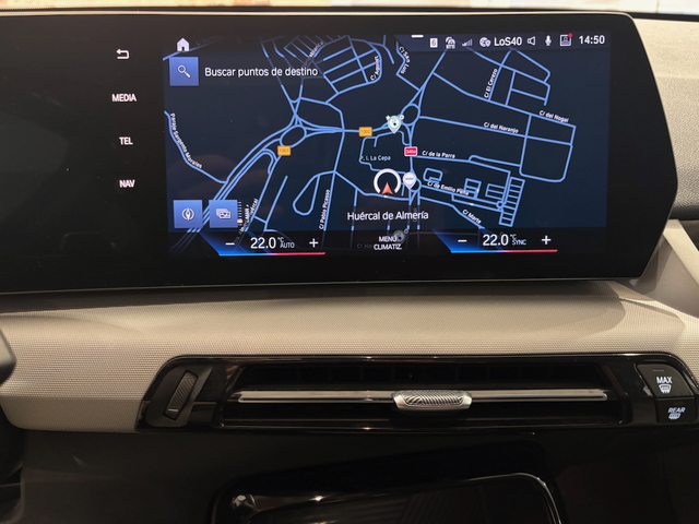 BMW X1 xDrive25e color Blanco. Año 2024. 180KW(245CV). Híbrido Electro/Gasolina. En concesionario Automotor Costa, S.L.U. de Almería