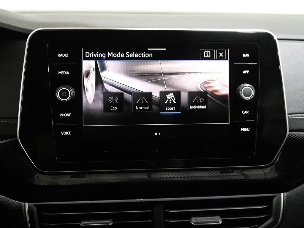 Volkswagen T-Cross R-Line 1.0 TSI 85 kW (116 CV) 14