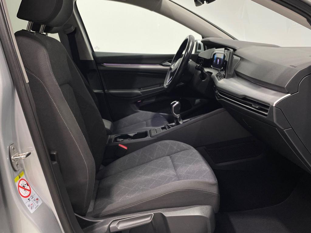 Volkswagen Golf 1.0 TSI en Barcelona