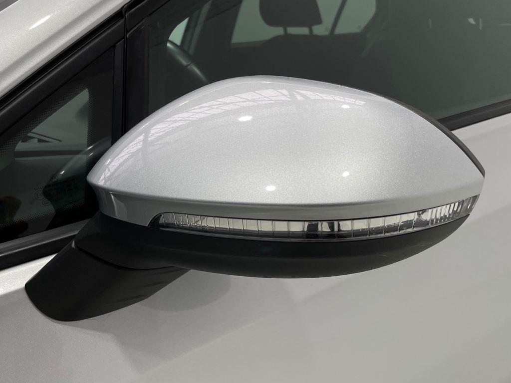 Volkswagen Golf 1.0 TSI en Barcelona