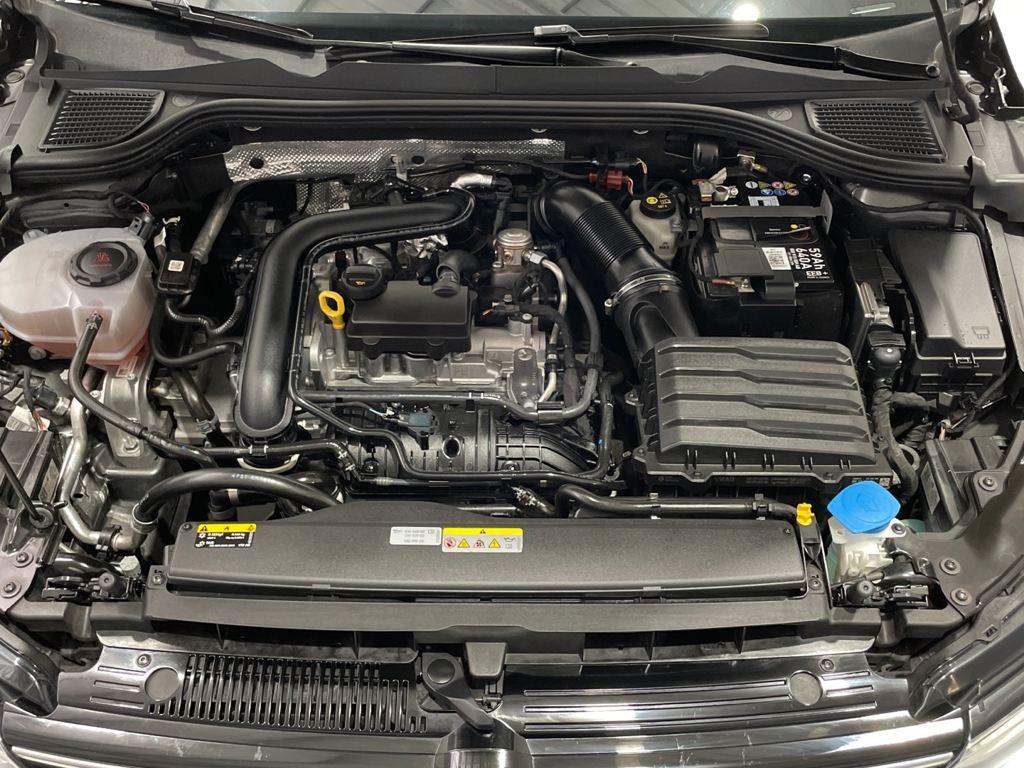 Volkswagen Golf 1.0 TSI en Barcelona