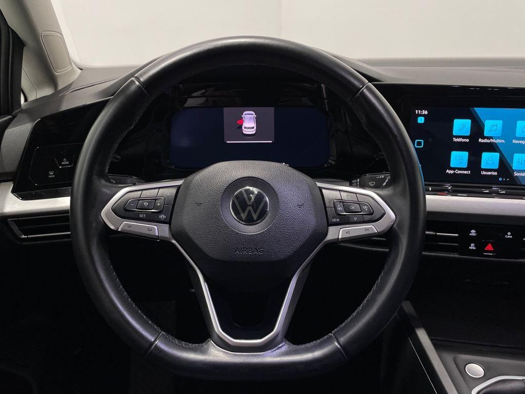 Volkswagen Golf 1.0 TSI en Barcelona