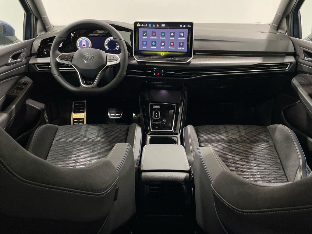 Volkswagen Golf Variant 1.5 eTSI en Barcelona