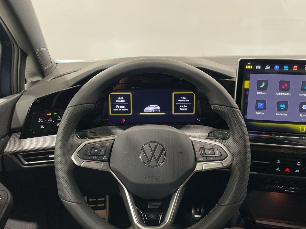 Volkswagen Golf Variant 1.5 eTSI en Barcelona