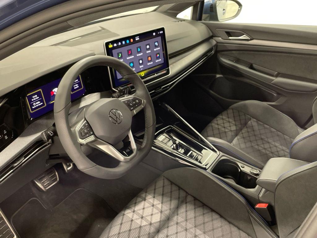 Volkswagen Golf Variant 1.5 eTSI en Barcelona