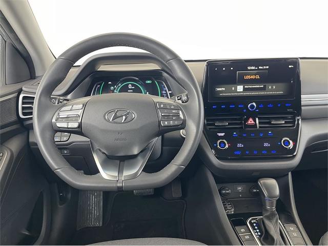 Foto 20 Hyundai Ioniq 1.6 GDI HEV Tecno DCT 104 kW (141 CV)