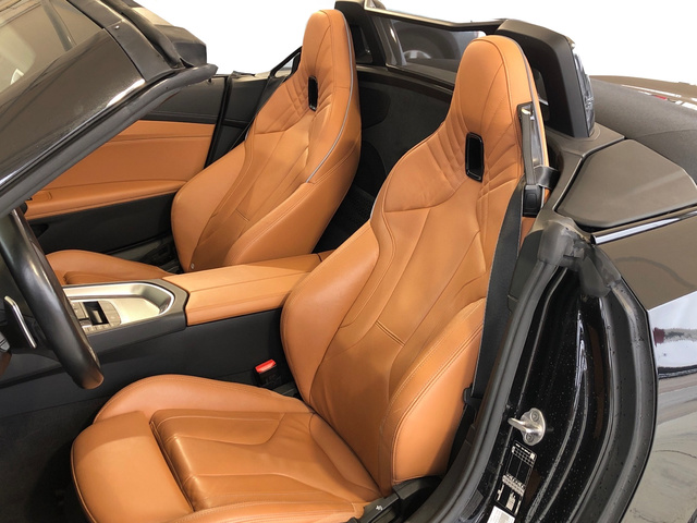 BMW Z4 M40i Cabrio color Negro. Año 2022. 250KW(340CV). Gasolina. En concesionario Vehinter Getafe de Madrid