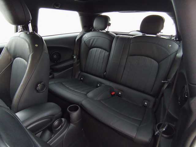 fotoG 8 del MINI MINI Cooper SE 135 kW (184 CV) 184cv Eléctrico del 2021 en Zaragoza