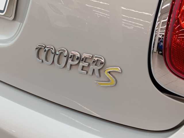 fotoG 25 del MINI MINI Cooper SE 135 kW (184 CV) 184cv Eléctrico del 2021 en Zaragoza