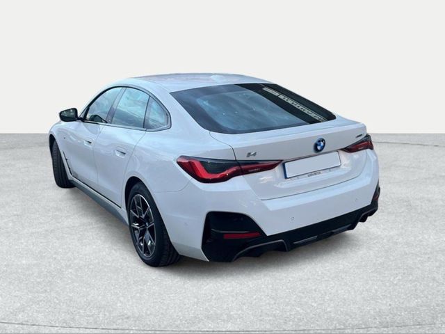 BMW i4 eDrive35 color Blanco. Año 2025. 210KW(286CV). Eléctrico. En concesionario Ilbira Motor | Granada de Granada