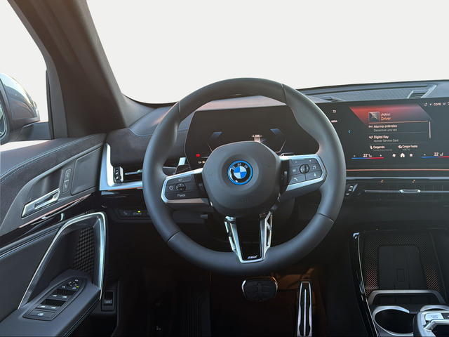 BMW iX2 xDrive30 color Gris. Año 2025. 230KW(313CV). Eléctrico. En concesionario Ilbira Motor | Granada de Granada