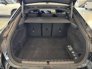 BMW Serie 4 420d Gran Coupe color Negro. Año 2025. 140KW(190CV). Diésel. En concesionario Enekuri Motor de Vizcaya