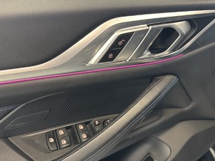 BMW Serie 4 420d Gran Coupe color Negro. Año 2025. 140KW(190CV). Diésel. En concesionario Enekuri Motor de Vizcaya