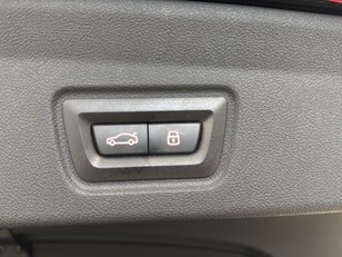 BMW Serie 4 420d Gran Coupe color Negro. Año 2025. 140KW(190CV). Diésel. En concesionario Enekuri Motor de Vizcaya