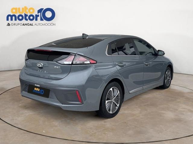 Foto 5 Hyundai Ioniq 1.6 GDI PHEV Tecno DT 104 kW (141 CV)