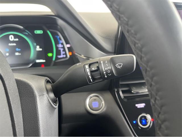 Foto 10 Hyundai Ioniq 1.6 GDI PHEV Tecno DT 104 kW (141 CV)