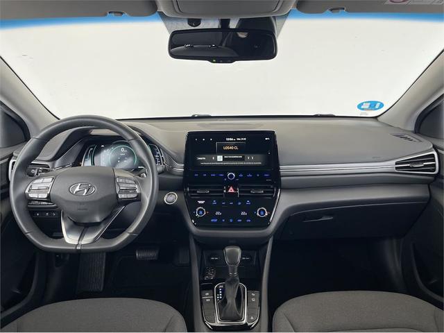 Foto 19 Hyundai Ioniq 1.6 GDI PHEV Tecno DT 104 kW (141 CV)