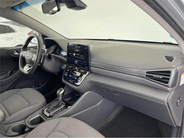Foto 23 Hyundai Ioniq 1.6 GDI PHEV Tecno DT 104 kW (141 CV)