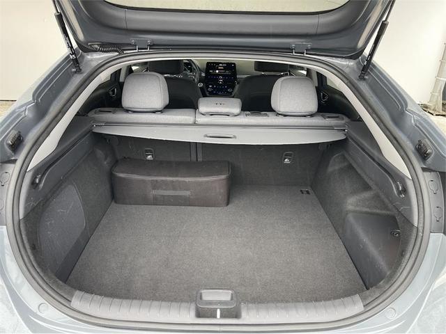 Foto 26 Hyundai Ioniq 1.6 GDI PHEV Tecno DT 104 kW (141 CV)