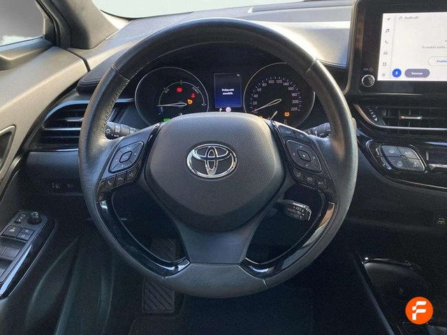 Foto 14 Toyota C-HR 180H Advance 135 kW (184 CV)