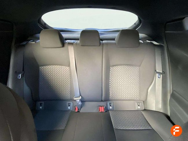 Foto 18 Toyota C-HR 180H Advance 135 kW (184 CV)