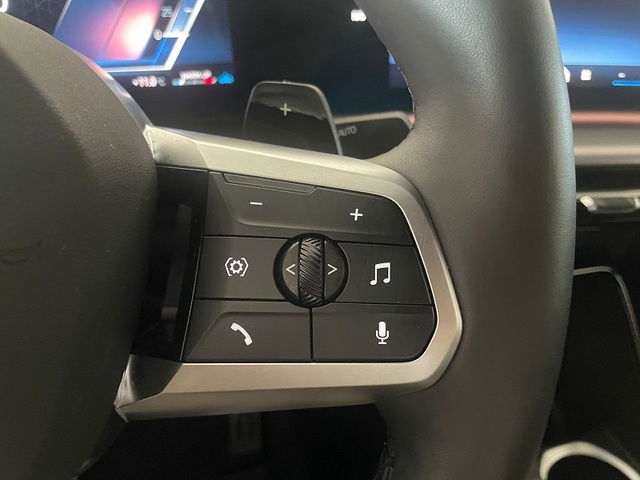 BMW X2 sDrive18d color Gris. Año 2025. 110KW(150CV). Diésel. En concesionario ALBAMOCION CIUDAD REAL  de Ciudad Real