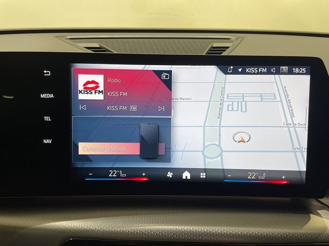 BMW X2 sDrive18d color Gris. Año 2025. 110KW(150CV). Diésel. En concesionario ALBAMOCION CIUDAD REAL de Ciudad Real