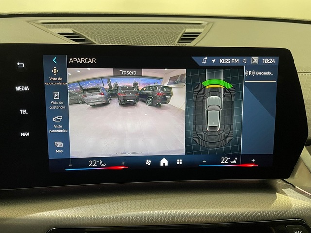 BMW X2 sDrive18d color Gris. Año 2025. 110KW(150CV). Diésel. En concesionario ALBAMOCION CIUDAD REAL de Ciudad Real