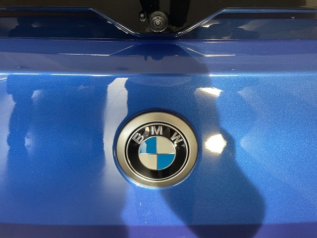 BMW X2 sDrive18d color Azul. Año 2025. 110KW(150CV). Diésel. En concesionario ALBAMOCION CIUDAD REAL  de Ciudad Real