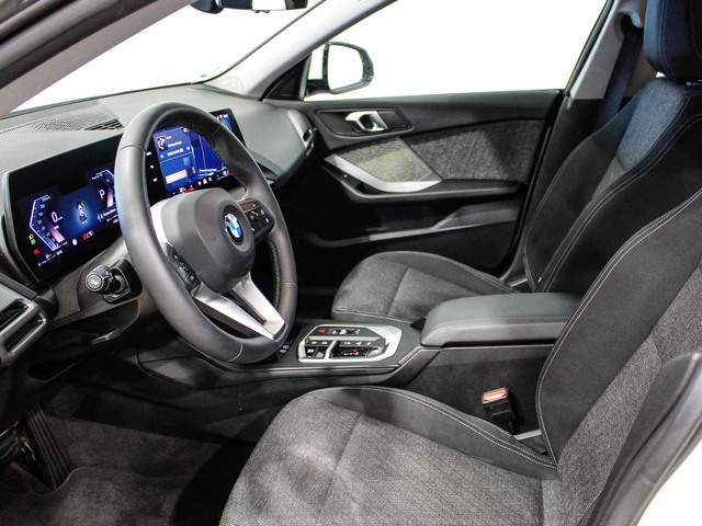 BMW Serie 2 218d Gran Coupe color Blanco. Año 2025. 110KW(150CV). Diésel. En concesionario Barcelona Premium -- GRAN VIA de Barcelona