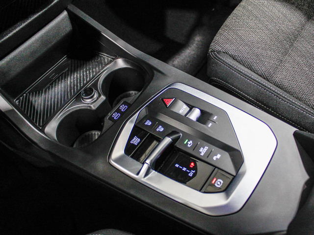 BMW Serie 2 218d Gran Coupe color Blanco. Año 2025. 110KW(150CV). Diésel. En concesionario Barcelona Premium -- GRAN VIA de Barcelona