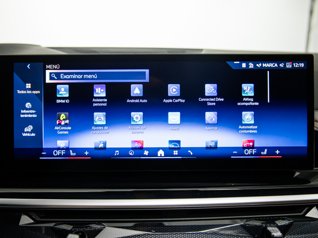 BMW X7 xDrive40d color Negro. Año 2025. 259KW(352CV). Diésel. En concesionario BMW Fuenteolid Valladolid de Valladolid