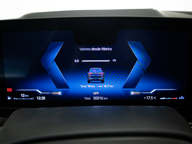 BMW X7 xDrive40d color Negro. Año 2025. 259KW(352CV). Diésel. En concesionario BMW Fuenteolid Valladolid de Valladolid