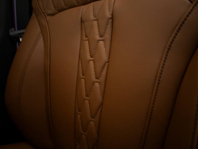 BMW X7 xDrive40d color Negro. Año 2025. 259KW(352CV). Diésel. En concesionario BMW Fuenteolid Valladolid de Valladolid