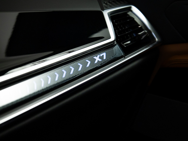 BMW X7 xDrive40d color Negro. Año 2025. 259KW(352CV). Diésel. En concesionario BMW Fuenteolid Valladolid de Valladolid