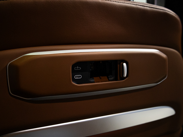 BMW X7 xDrive40d color Negro. Año 2025. 259KW(352CV). Diésel. En concesionario BMW Fuenteolid Valladolid de Valladolid