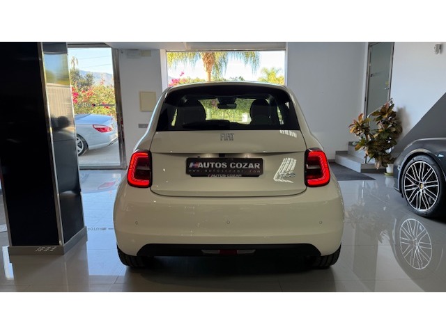 Fiat 500 Electrico Monotrim 320km 87 kW (118 CV)