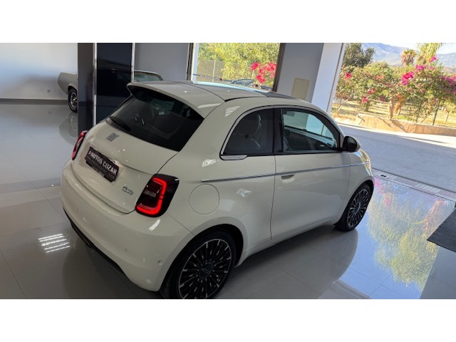 Fiat 500 Electrico Monotrim 320km 87 kW (118 CV)