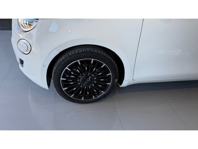 Fiat 500 Electrico Monotrim 320km 87 kW (118 CV)