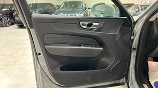 Volvo XC60 B4 D Core Auto 145 kW (197 CV) - 25 Volvo XC60 B4 D Ocasión 145 KW (197CV) - 25