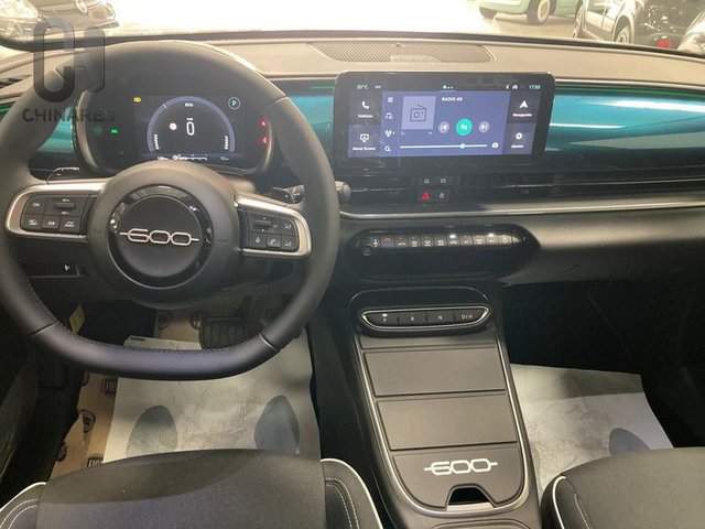 Foto 6 Fiat 600 1.2 MHEV DDCT 100 kW (136 CV)