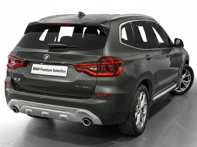 BMW X3 xDrive20d color Gris. Año 2020. 140KW(190CV). Diésel. En concesionario Caetano Cuzco, Alcalá de Madrid