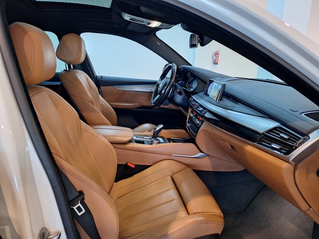 BMW X6 xDrive30d color Blanco. Año 2019. 190KW(258CV). Diésel. En concesionario Tormes Motor de Salamanca