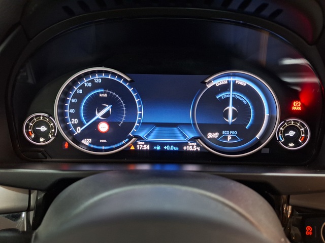 BMW X6 xDrive30d color Blanco. Año 2019. 190KW(258CV). Diésel. En concesionario Tormes Motor de Salamanca