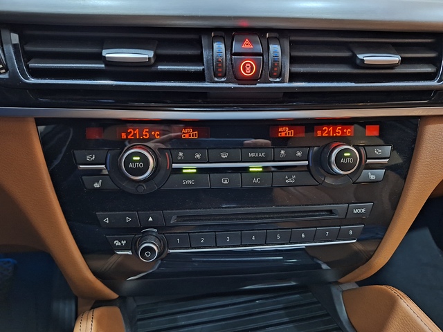 BMW X6 xDrive30d color Blanco. Año 2019. 190KW(258CV). Diésel. En concesionario Tormes Motor de Salamanca