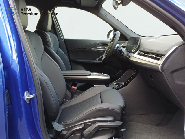 BMW X1 xDrive25e color Azul. Año 2025. 180KW(245CV). Híbrido Electro/Gasolina. En concesionario Marmotor de Las Palmas