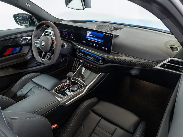 BMW M M2 Coupe color Negro. Año 2025. 353KW(480CV). Gasolina. En concesionario Oliva Motor Girona de Girona